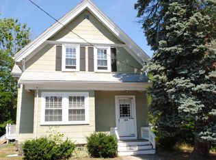 606 Crescent St, Brockton, MA 02302