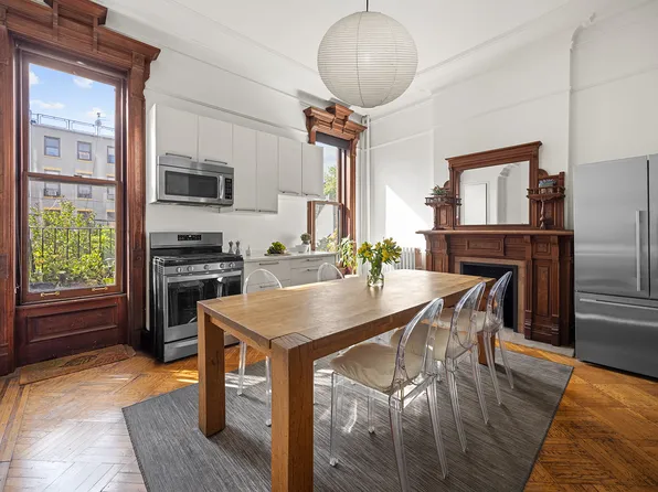 54 Sterling Place image 4 of 18