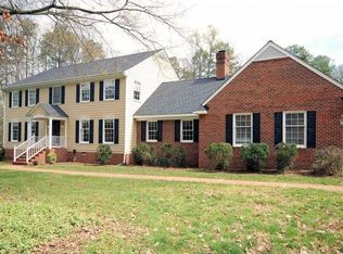 1817 Locust Hill Rd, Henrico, VA 23238