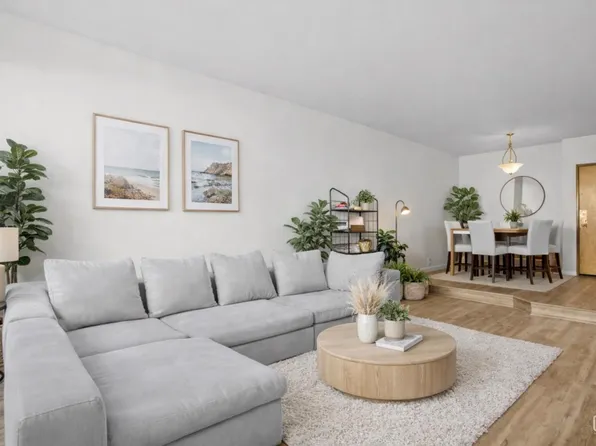 19009 Sherman Way Unit 2, Reseda, CA 91335