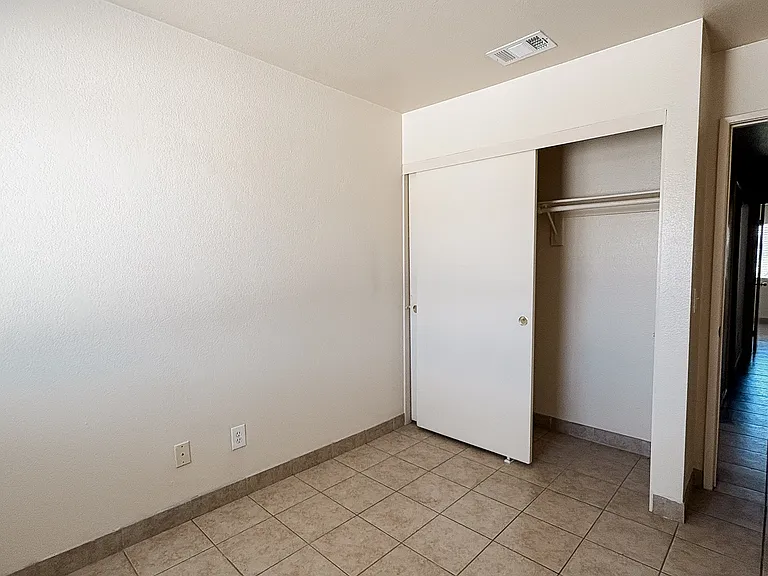 71531 Sunnyvale Dr — Photo 15