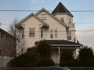 18 Claremont Ave, Providence, RI 02908