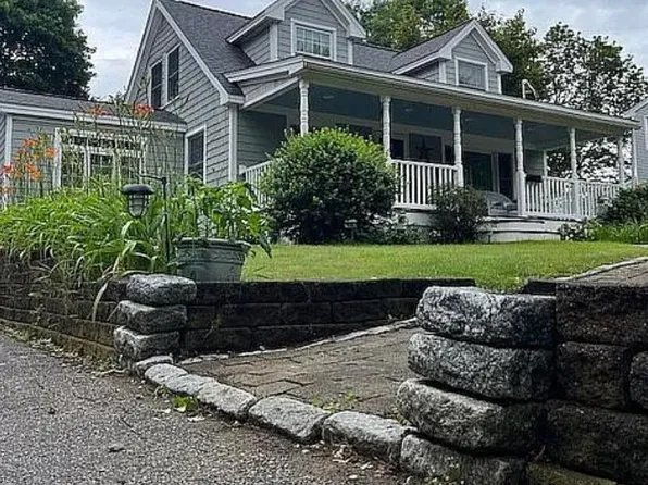 21 Leavitt Road, Hampton, NH 03842