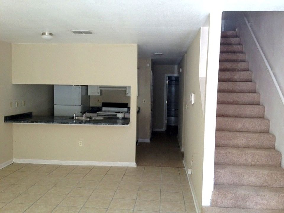 1st image of 2713 Tess Cir
