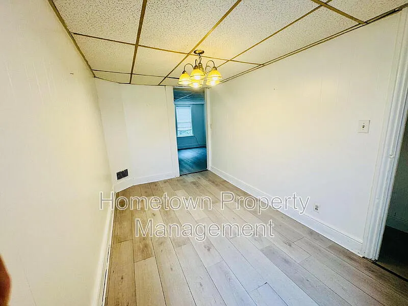 Building Photo - 429 Kelker St #2