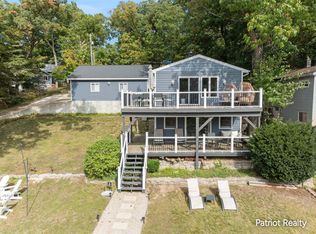 21757 Oak Dr, Pierson, MI 49339
