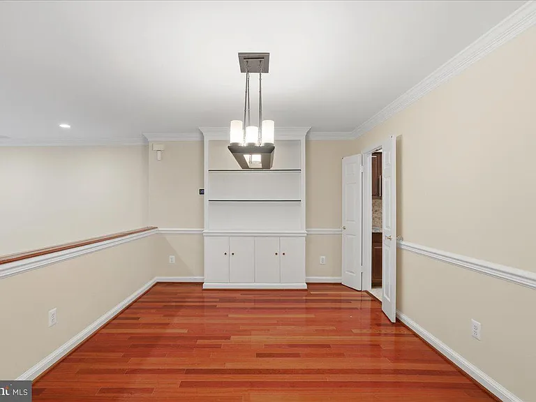 1433 McLean Mews Ct — Photo 12