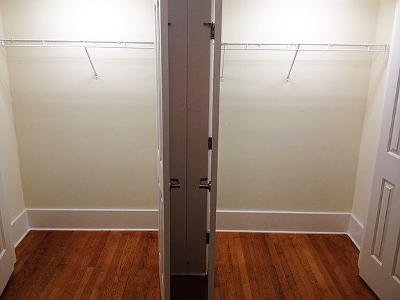 4th image of 133 N Sycamore St APT 16