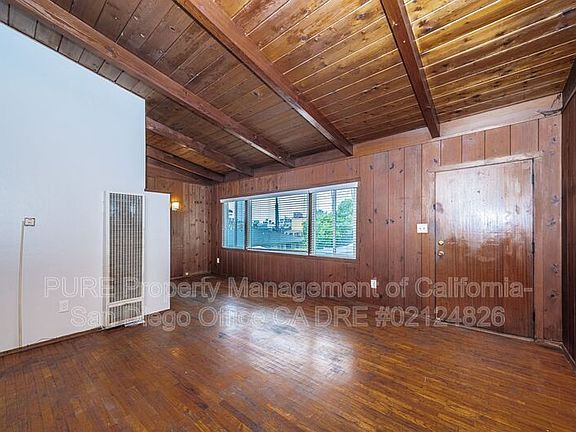 4th image of 1051 Grand Ave