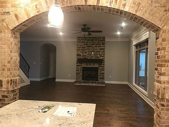 2nd image of 4305 Annadale Dr