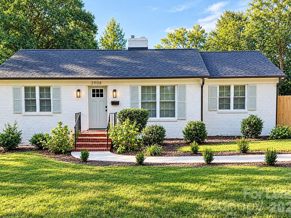 2908 Shenandoah Ave