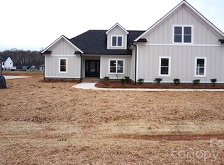 1115 Stonegate Dr, Salisbury, NC 28147