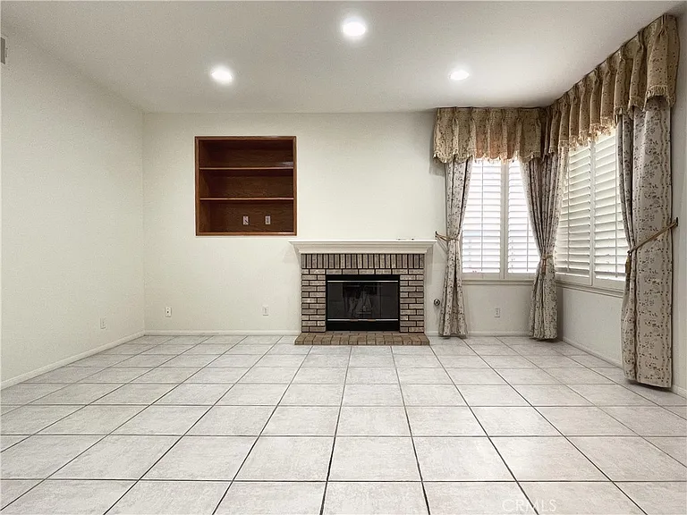 2712 Westbourne Pl — Photo 25