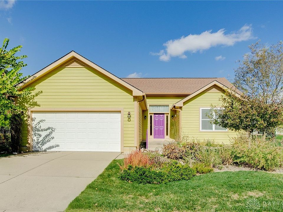 1st image of 345 Stewart Dr