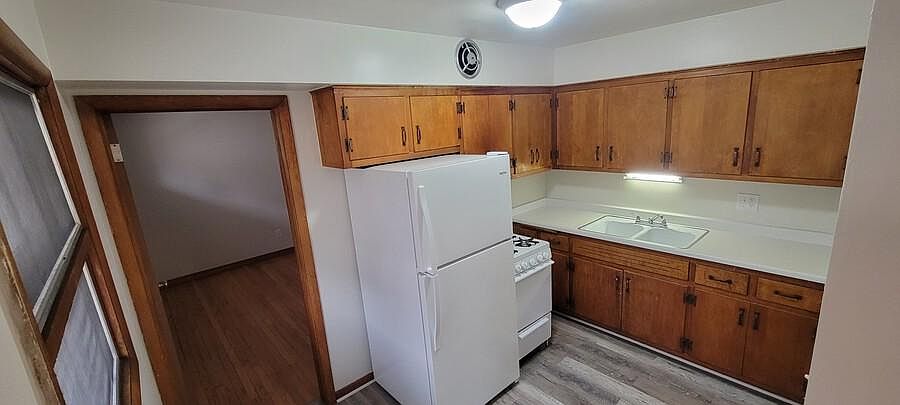 1st image of 1106 22nd Ave #1