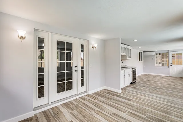 14018 N 44th Dr — Photo 20