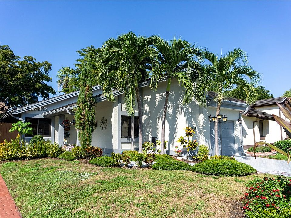 1st image of 9579 SW 148th Avenue Cir N
