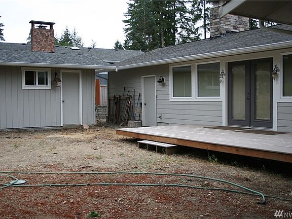 4th image of 290 E Fairway Dr