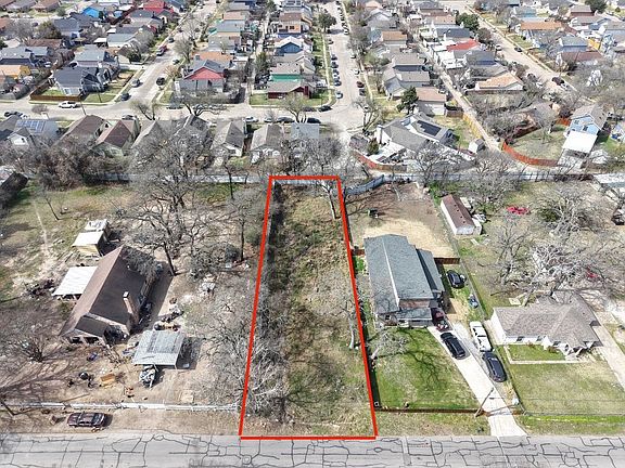 2nd image of 1913 Leroy Rd