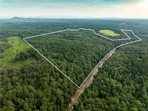 415 Silver Creek Rd, Central, SC 29630