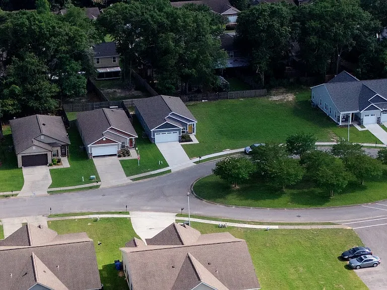 131 Heyward Dr — Photo 18