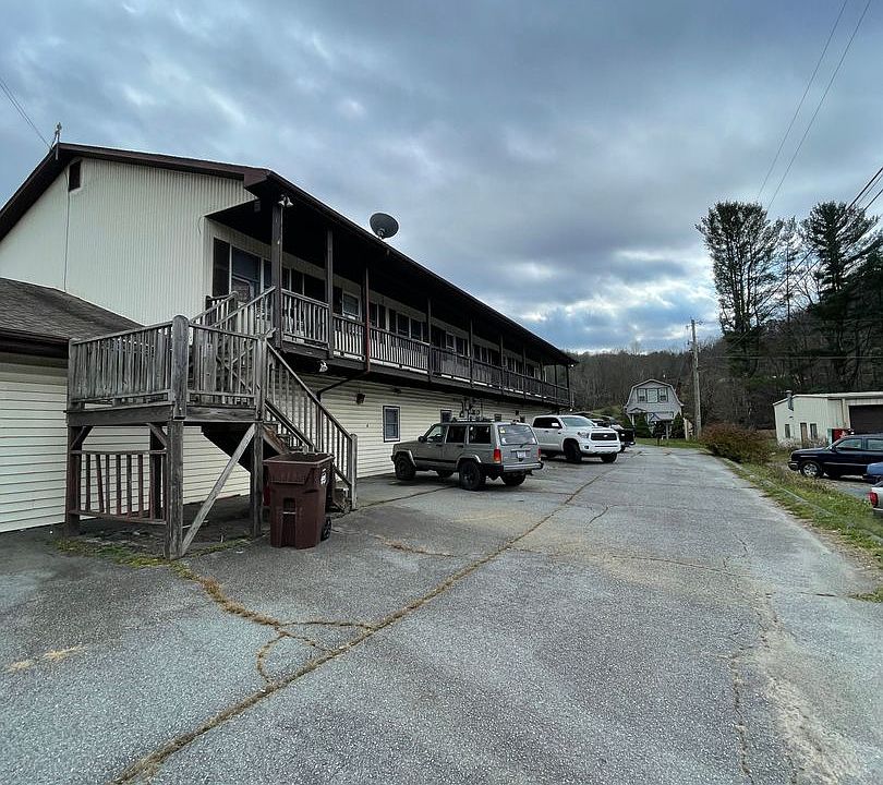 1st image of 5015 Us Highway 421 N APT 3
