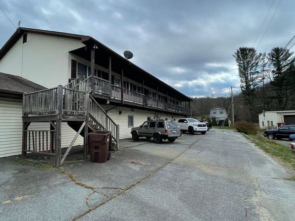 5015 Us Highway 421 N APT 3