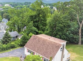 26 High St, Wharton, NJ 07885