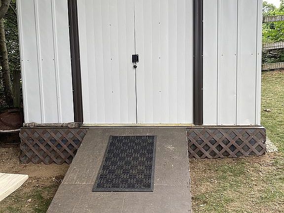 4th image of 18 Haslam St