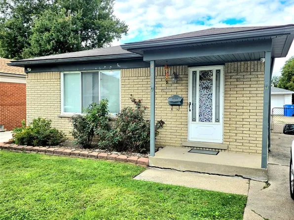 6129 Kinmore St, Dearborn Heights, MI 48127