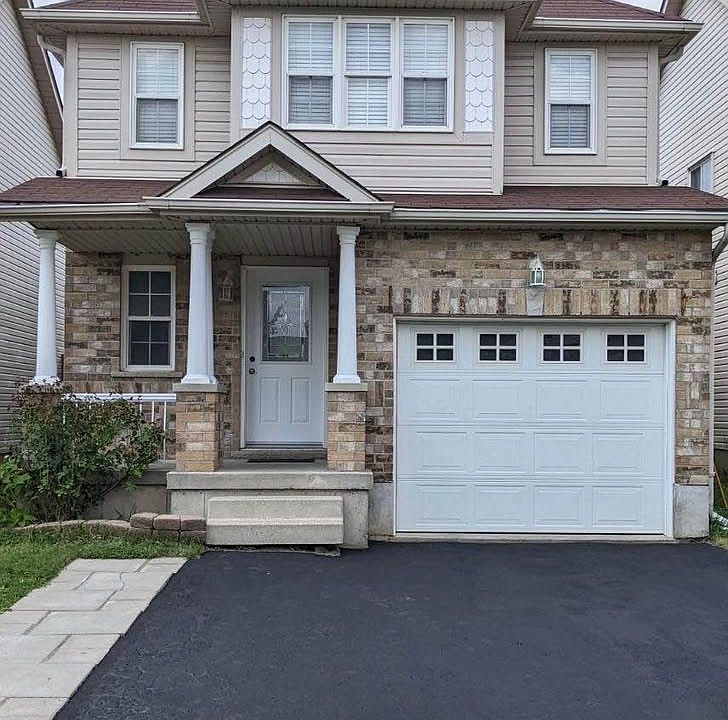 1st image of 66 Dahlia St