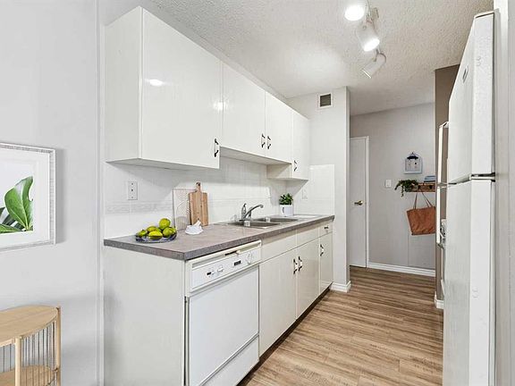 4th image of 8948 E Elbow Dr SW #482