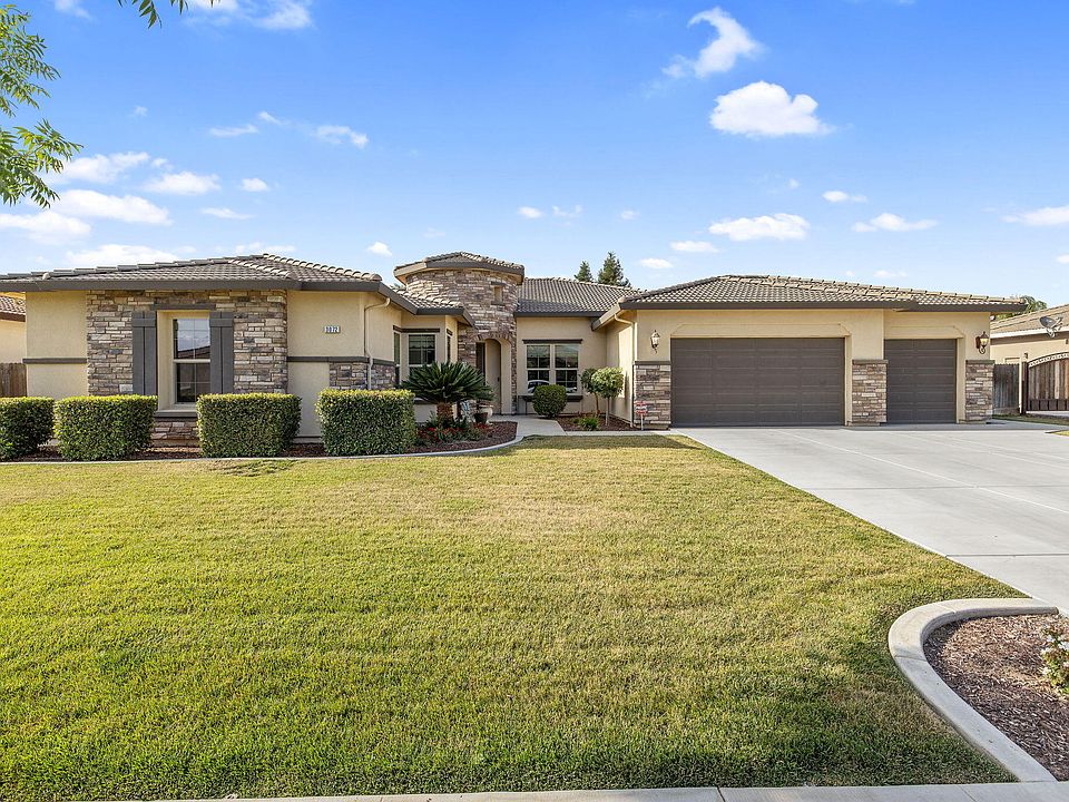 1st image of 3072 Cape Canyon Avenue