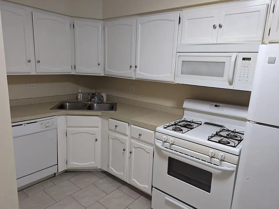 133 N Gregory St #12