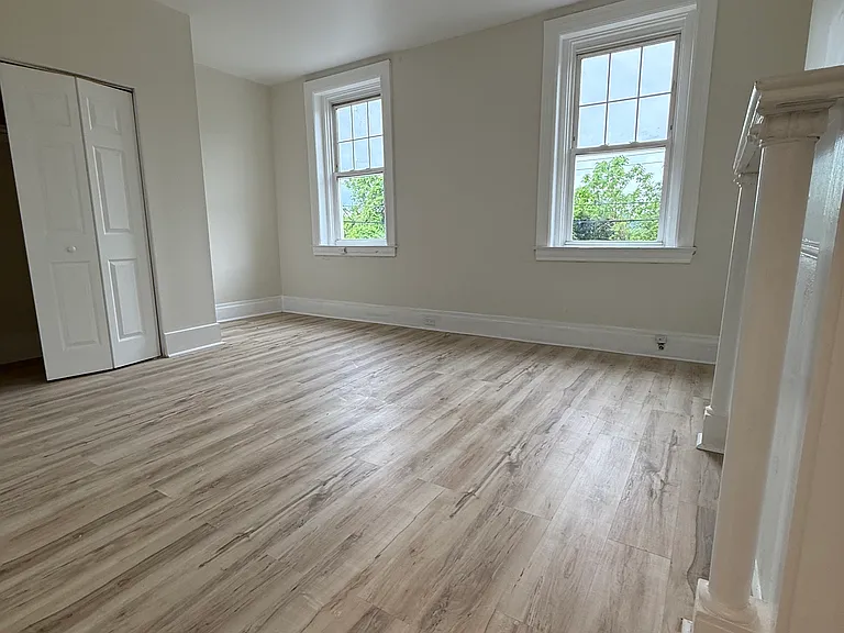 230 Wick St — Photo 15