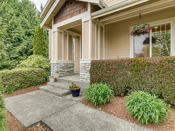 2nd image of 23208 NE 141st Pl