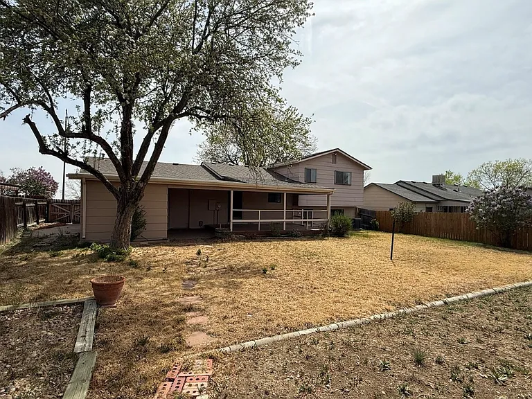 13521 Sheridan Blvd — Photo 3