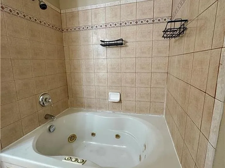 8621 Lyla Rae Cir — Photo 18