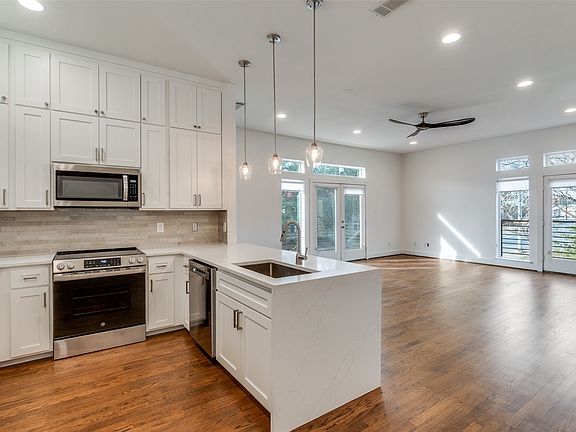 4th image of 5711 Ross Ave APT 5