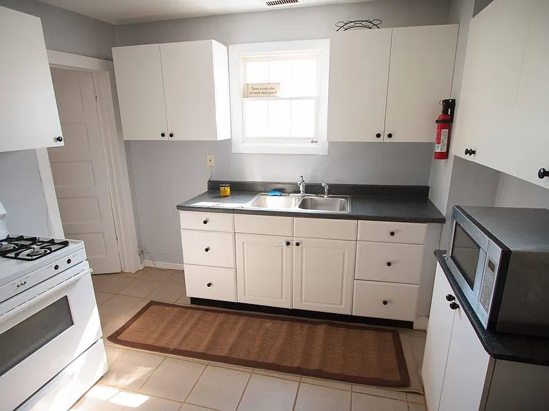 1005 Dewey Ave #COACH HOUS — Photo 19