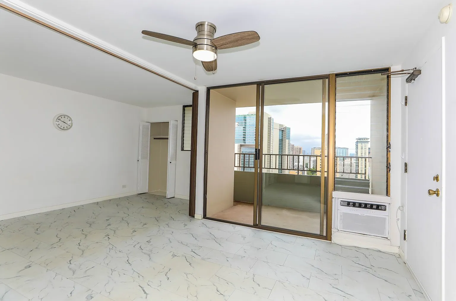 Royal Kuhio Desired Corner Unit, 1b1b1pkg — Photo 3