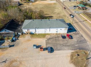 Water St, Savannah, TN 38372