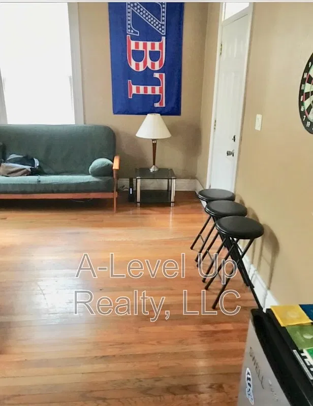 2 bed, 2.0 bath, 815 sqft, $1,250 — Photo 3