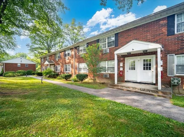 5 Wildwood Drive #15C, Wappingers Falls, NY 12590