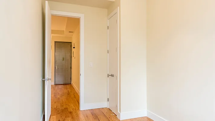 Rented by Nooklyn NYC LLC | media 36