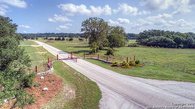 1st image of 303 Doehne Oaks