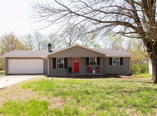 42 Roland Ave, Ballwin, MO 63021