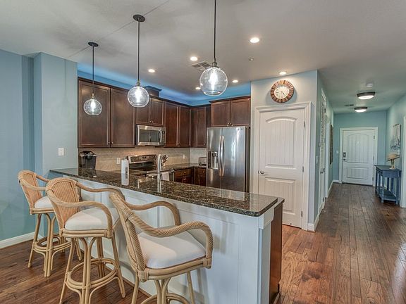 4th image of 98 Island Drive #25