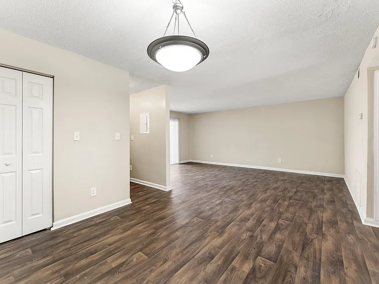260 Northern Ave — Photo 9