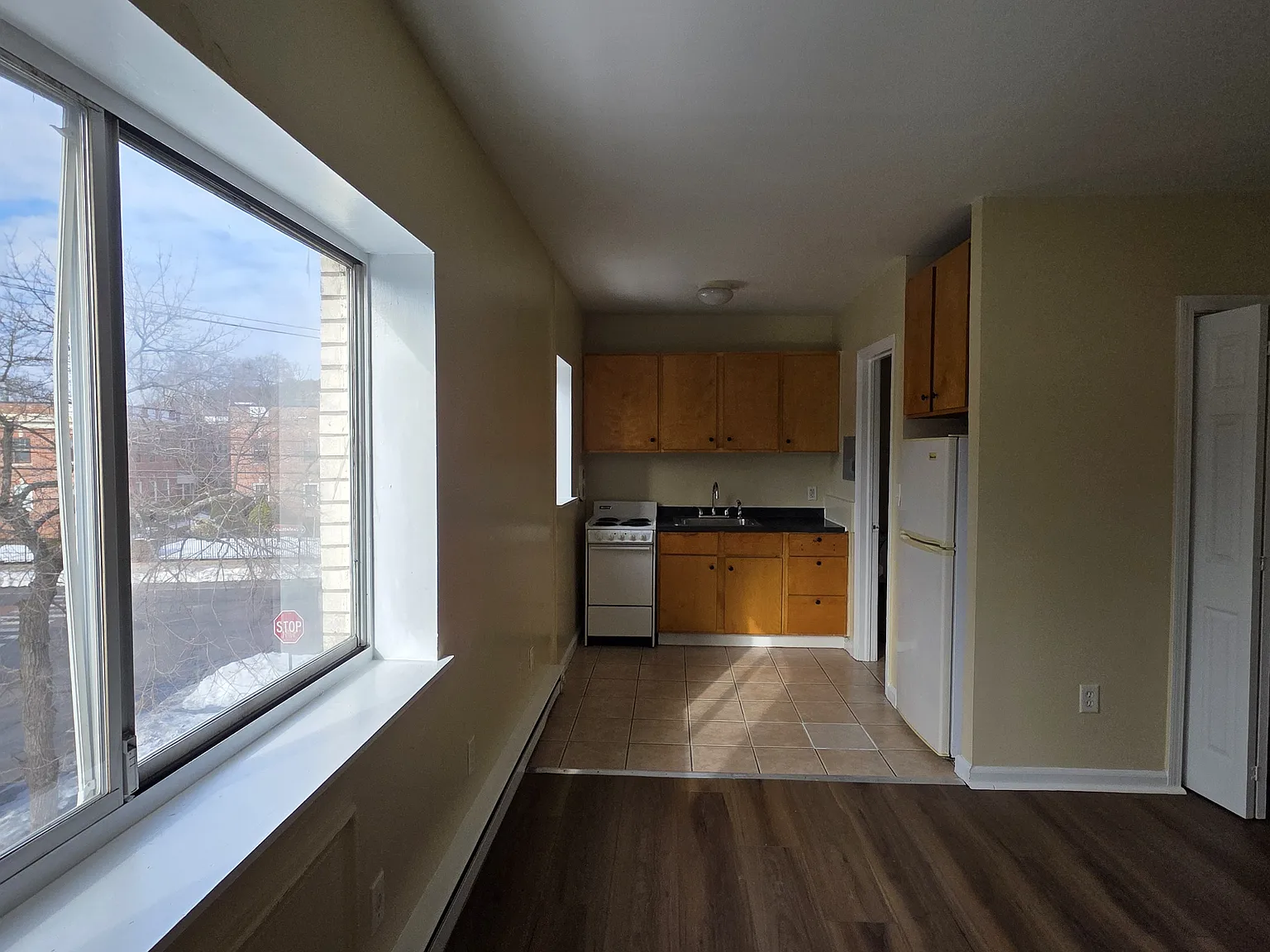Studio, $1,150 — Photo 4